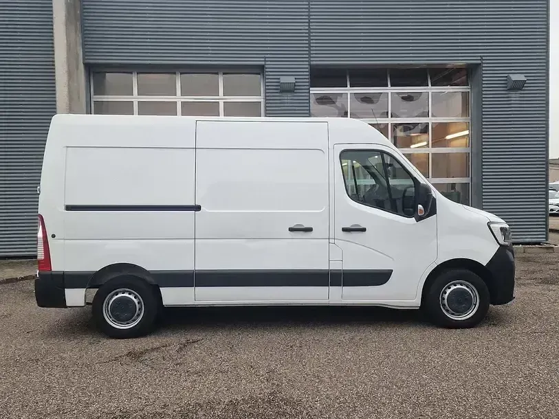 Gebraucht Renault Master 135 PS (99 kW) 2022 Mineral weiss Van