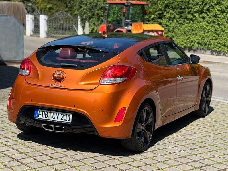 Gebraucht Hyundai Veloster Style 140 PS (102 kW) 2013 Orange Coupé