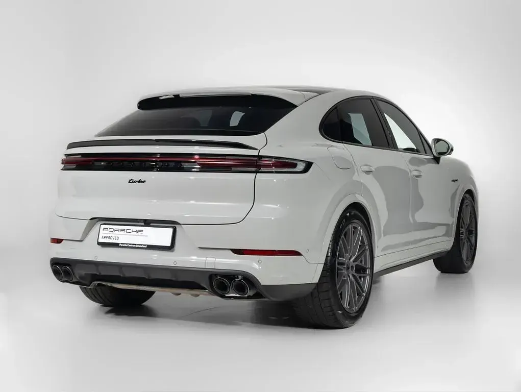 Gebraucht Porsche Cayenne Turbo E-Hybrid 740 PS (544 kW) 2025 Grau SUV