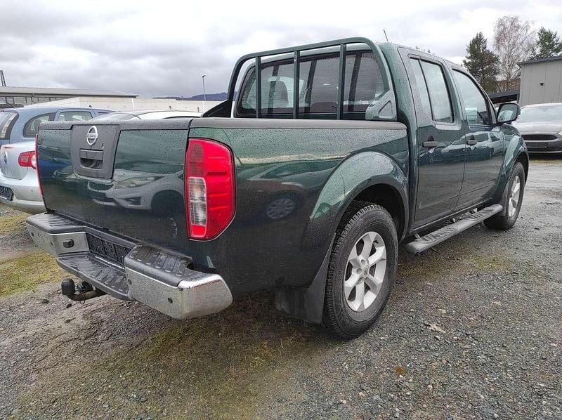 Gebraucht Nissan Navara SE 190 PS (139 kW) 2011 Green (m) Abholung