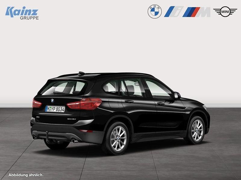 Gebraucht BMW X1 Advantage 150 PS (110 kW) 2018 Black sapphire metallic SUV