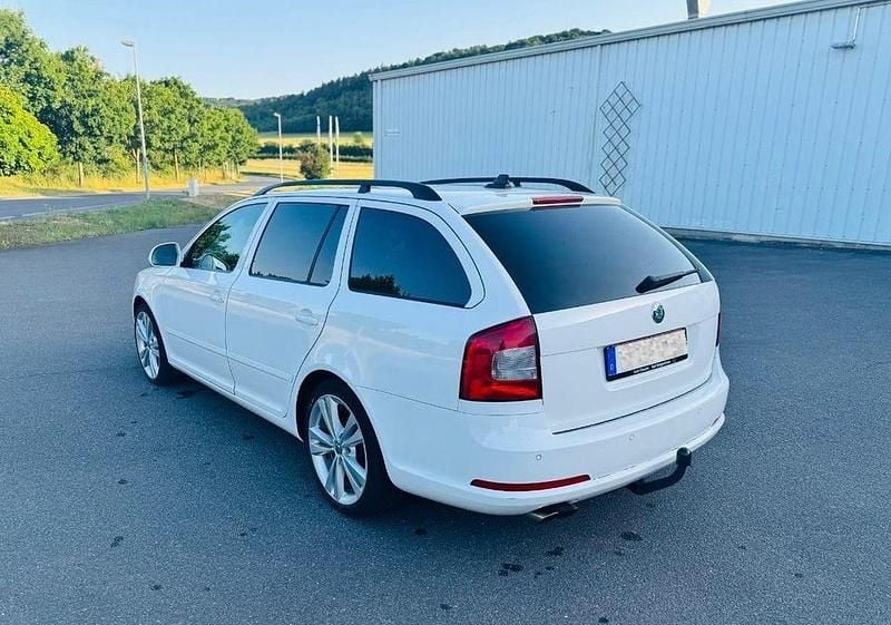 Gebraucht Skoda Octavia RS 200 PS (147 kW) 2012 Weiß Kombi