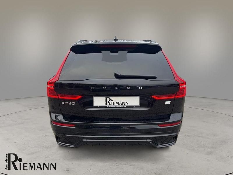 Gebraucht Volvo XC60 Plus 398 PS (292 kW) 2022 Schwarz SUV