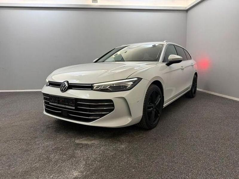 Gebraucht VW Passat Business 150 PS (110 kW) 2024 Weiß Kombi