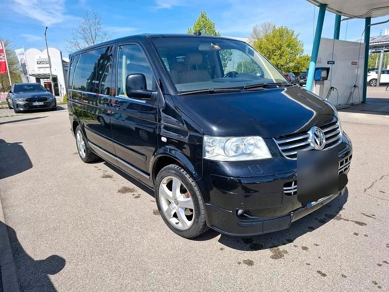 Second-hand VW Multivan 174 CP (127 kW) 2004 Negru Monovolum