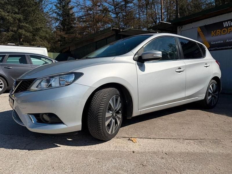 Gebraucht Nissan Pulsar N-Connecta 110 PS (80 kW) 2018 Grau Kleinwagen