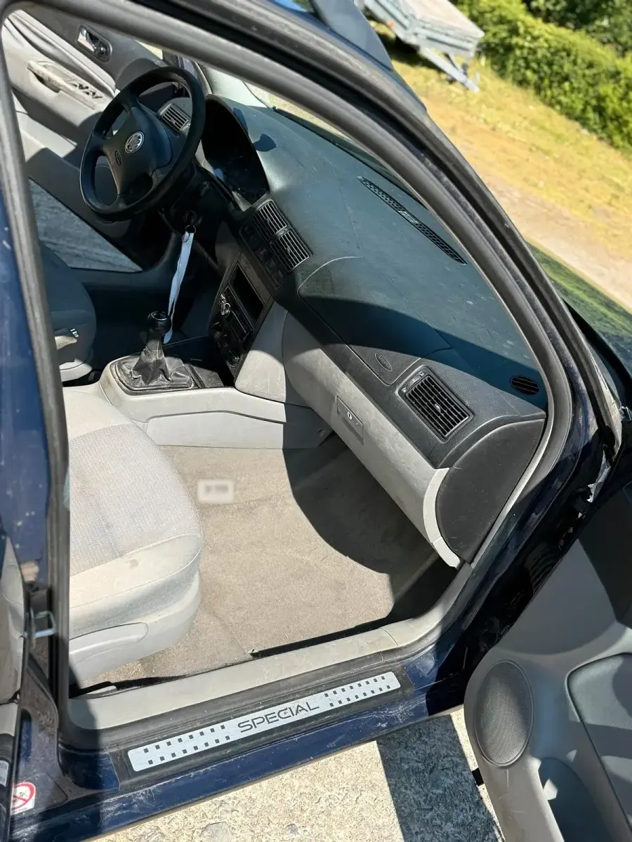 Gebraucht VW Golf IV 101 PS (74 kW) 2001 Blau Kombi