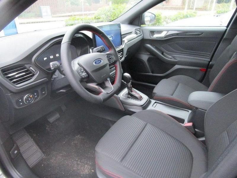 Neu Ford Focus ST-Line X 155 PS (114 kW) 2025 Grau Limousine