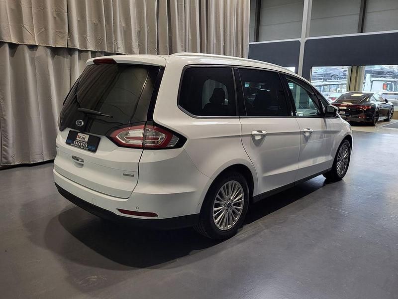 Gebraucht Ford Galaxy Titanium 239 PS (175 kW) 2015 Weiß Van / Kleinbus