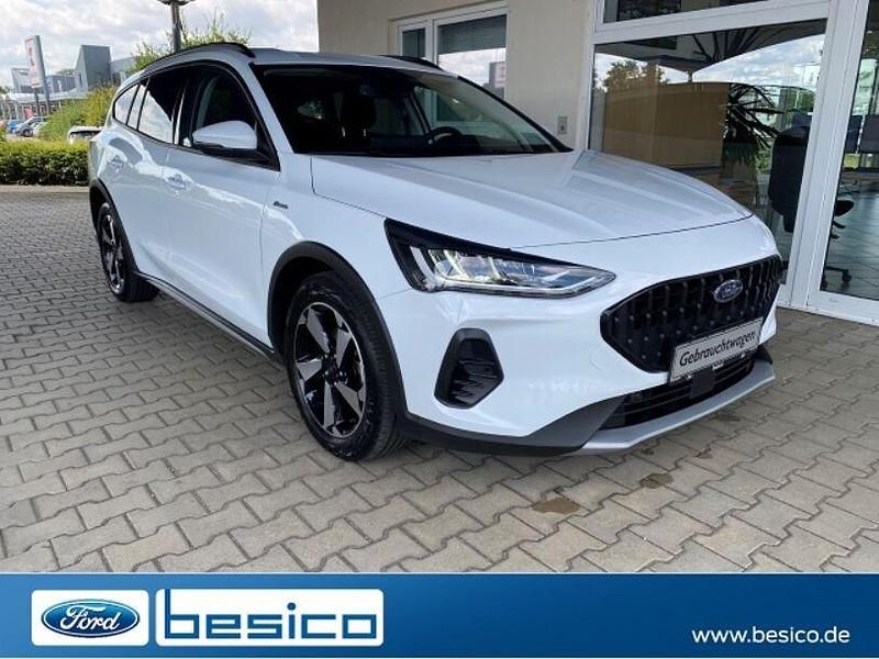 Gebraucht Ford Focus Active X 155 PS (114 kW) 2023 Frostweiß Kombi