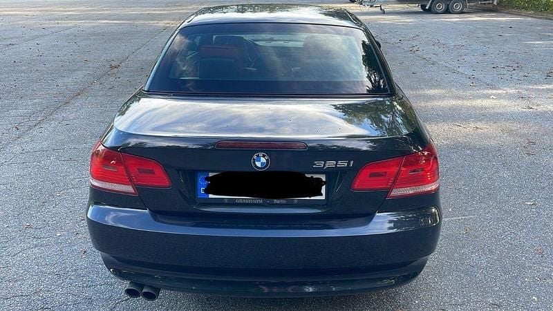 Gebraucht BMW 325 Cabriolet 218 PS (160 kW) 2008 Schwarz Cabrio