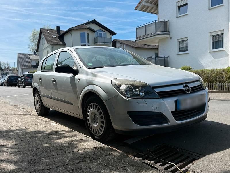 Usata Opel Astra 95 CV (69 kW) 2004 Argento Berlina