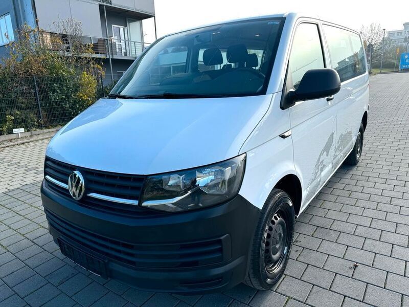Weiß Gebraucht 2016 VW T6 Van | 12.980 € - Bild 1/4