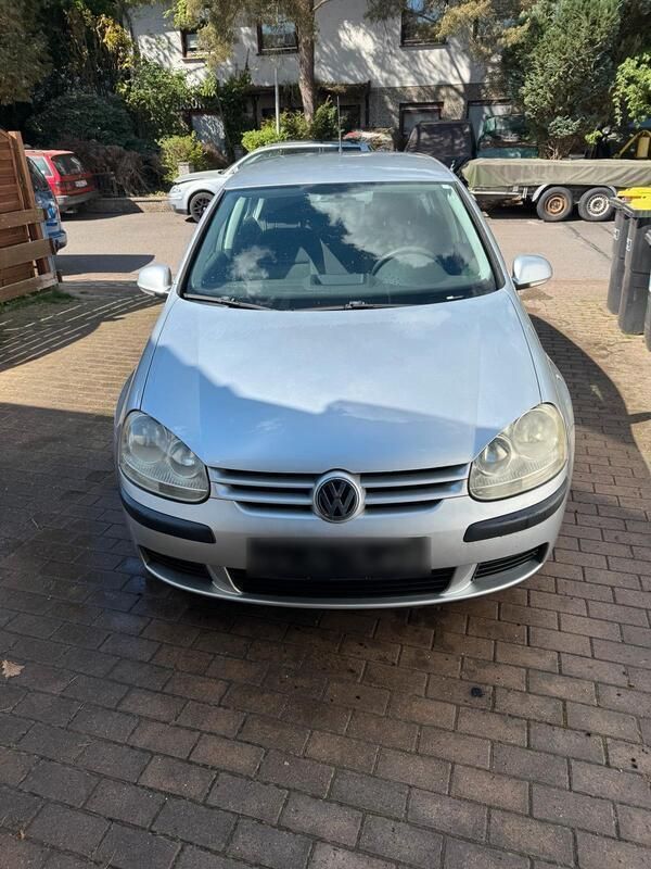 Silber Gebraucht 2005 VW Golf V Kleinwagen | 3.000 € (Fairer Preis) - Bild 1/4