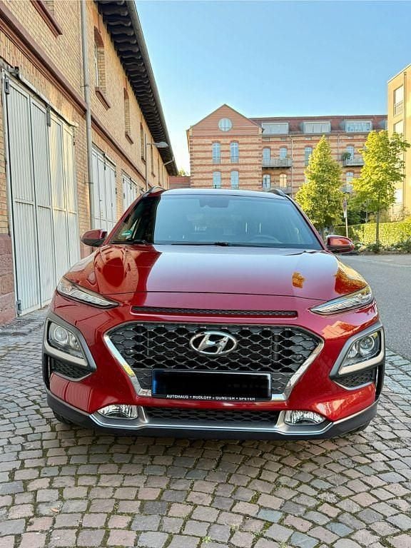 Rot Gebraucht 2018 Hyundai Kona Style SUV | 17.900 € (Fairer Preis) - Bild 1/4