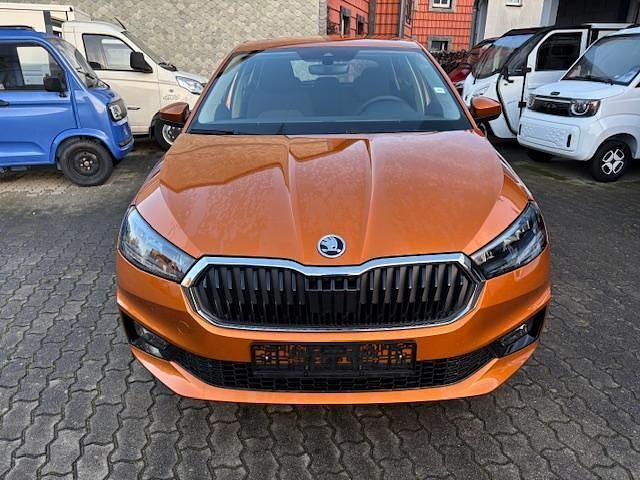 Neu Skoda Fabia 95 PS (69 kW) 2025 Phönixorange metallic