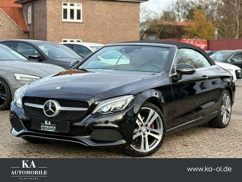 Schwarz Gebraucht 2017 Mercedes C200 Cabrio | 23.999 € (Guter Preis) - Bild 1/4