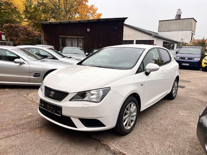 Weiß Gebraucht 2014 Seat Ibiza Style Limousine | 3.400 € (Guter Preis) - Bild 1/4