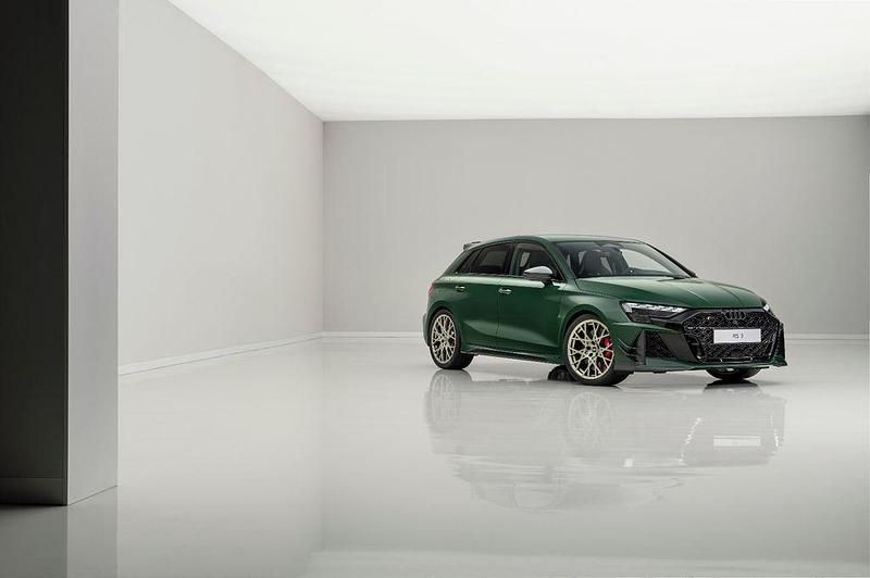 Gebraucht Audi RS3 Sportback Competition 400 PS (294 kW) 2026 Grün Kleinwagen