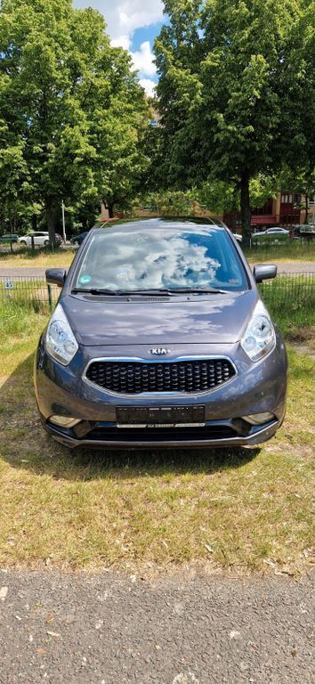 Gebraucht 2016 Kia Venga Platinum Edition Kleinwagen | 12.399 € (Fairer Preis) - Bild 1/4
