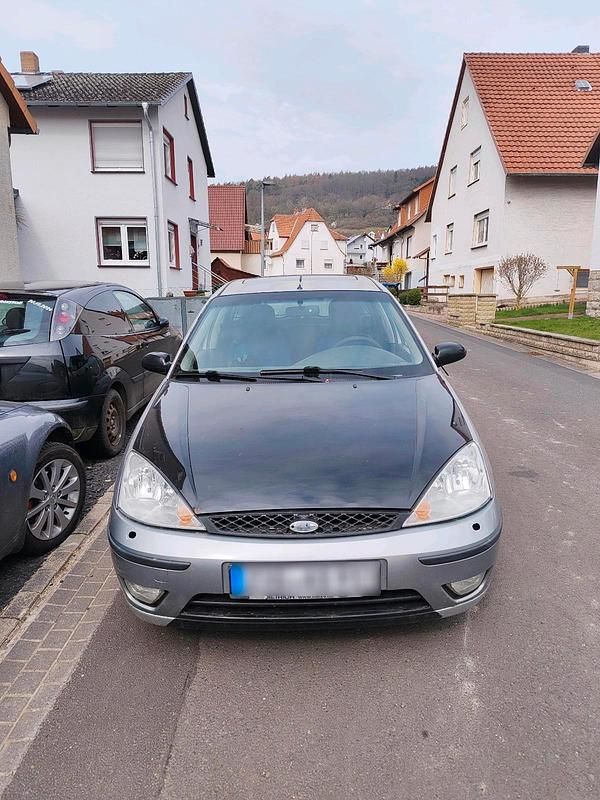 Gebraucht Ford Focus 75 PS (55 kW) 1999 Andere farben