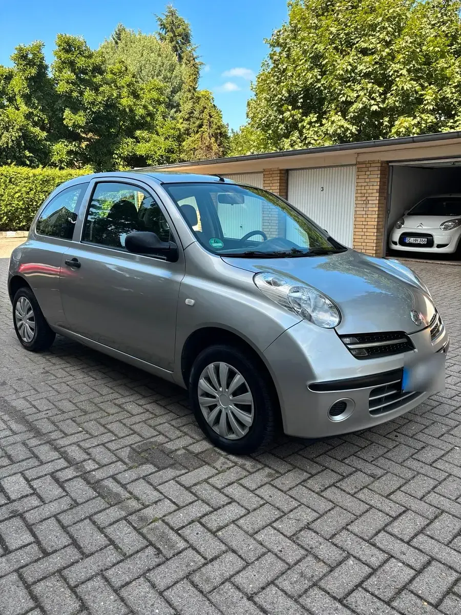 Gebraucht Nissan Micra 65 PS (47 kW) 2005 Silber Kleinwagen