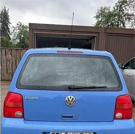 Używany VW Lupo 50 KM (36 kW) 1999 Niebieski Hatchback
