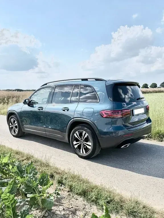 Gebraucht Mercedes GLB200 150 PS (110 kW) 2022 Blau SUV