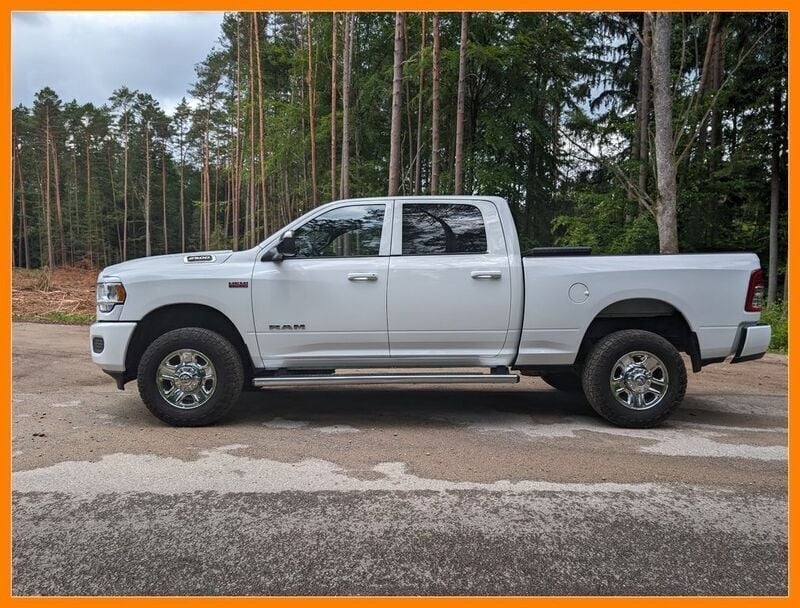 Gebraucht Dodge Ram 416 PS (305 kW) 2022 Weiß Pickup