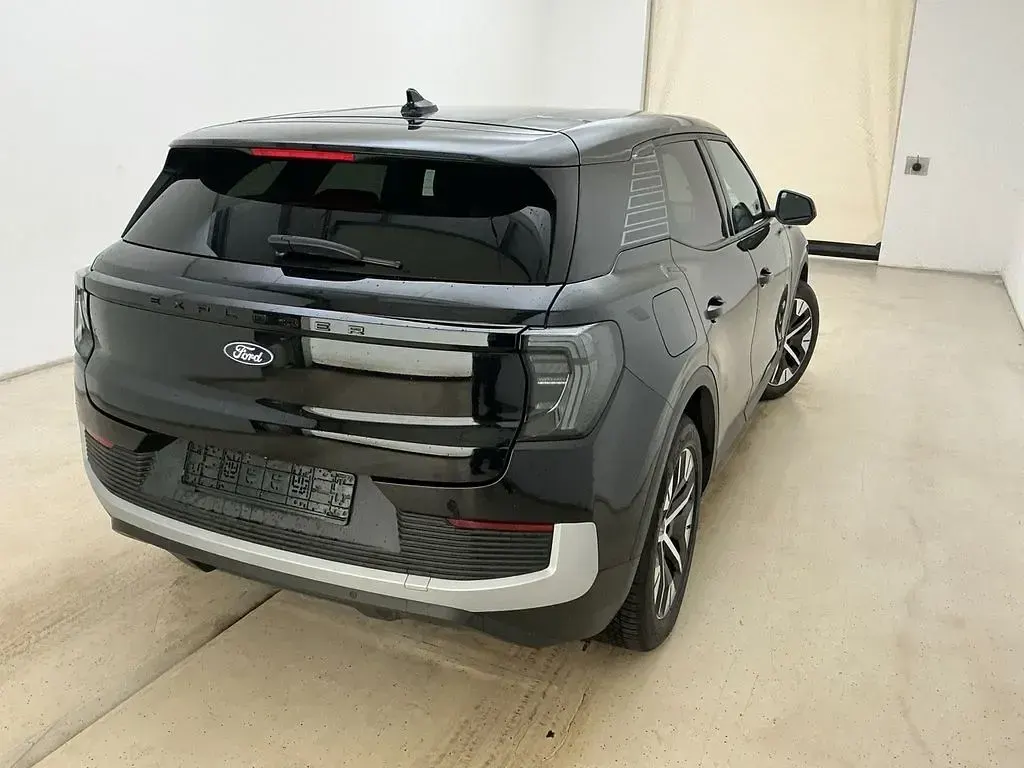 Brugt Ford Explorer Extended Range 210 kW (286 HK) 2025 Sort SUV