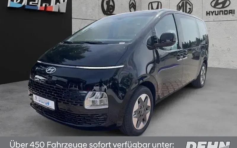 Neu Hyundai Staria Trend 225 PS (165 kW) 2026 Schwarz Van / Kleinbus