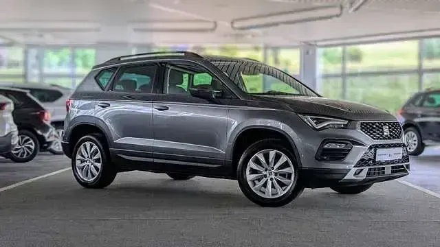 Gebraucht Seat Ateca Style 150 PS (110 kW) 2024 Grau SUV