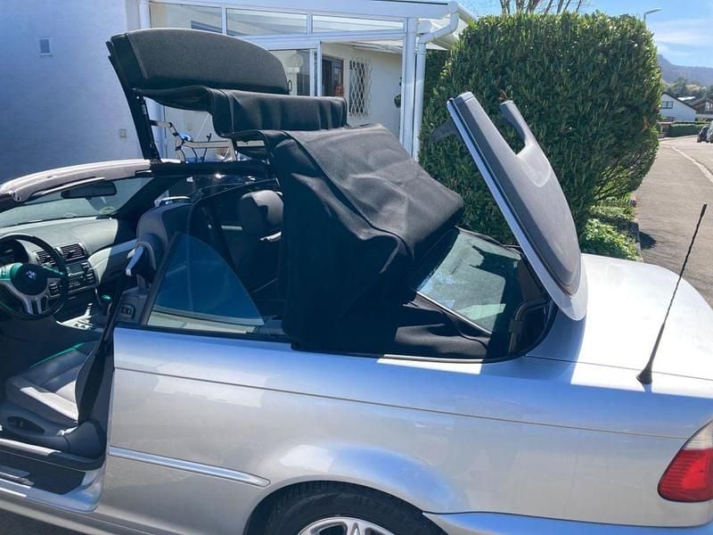 Gebraucht BMW 318 Cabriolet 143 PS (105 kW) 2004 Silber Cabrio