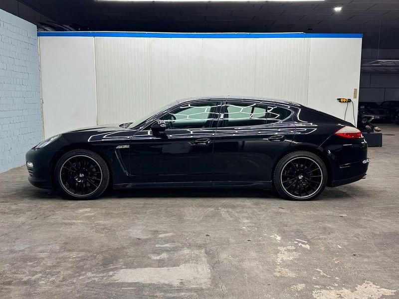 Gebraucht Porsche Panamera 4 299 PS (219 kW) 2011 Schwarz Limousine
