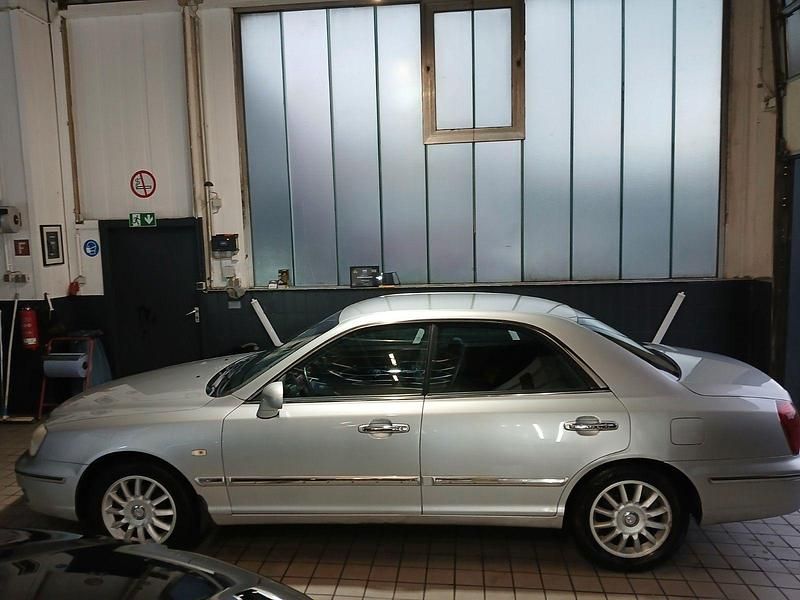 Gebraucht Hyundai XG 231 PS (169 kW) 2004 Silber Limousine