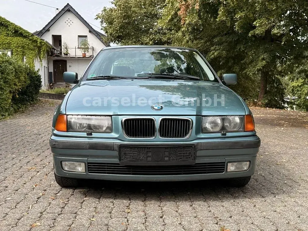 Gebraucht BMW 328 Sport Line 193 PS (141 kW) 1996 Grün Limousine
