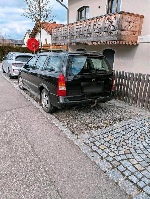 Używany Opel Astra 101 KM (74 kW) 1999 Czarny Kombi