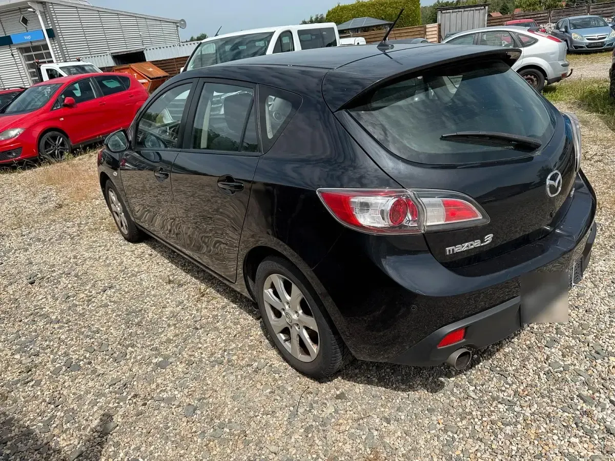 Gebraucht Mazda 3 108 PS (79 kW) 2010 Schwarz Limousine