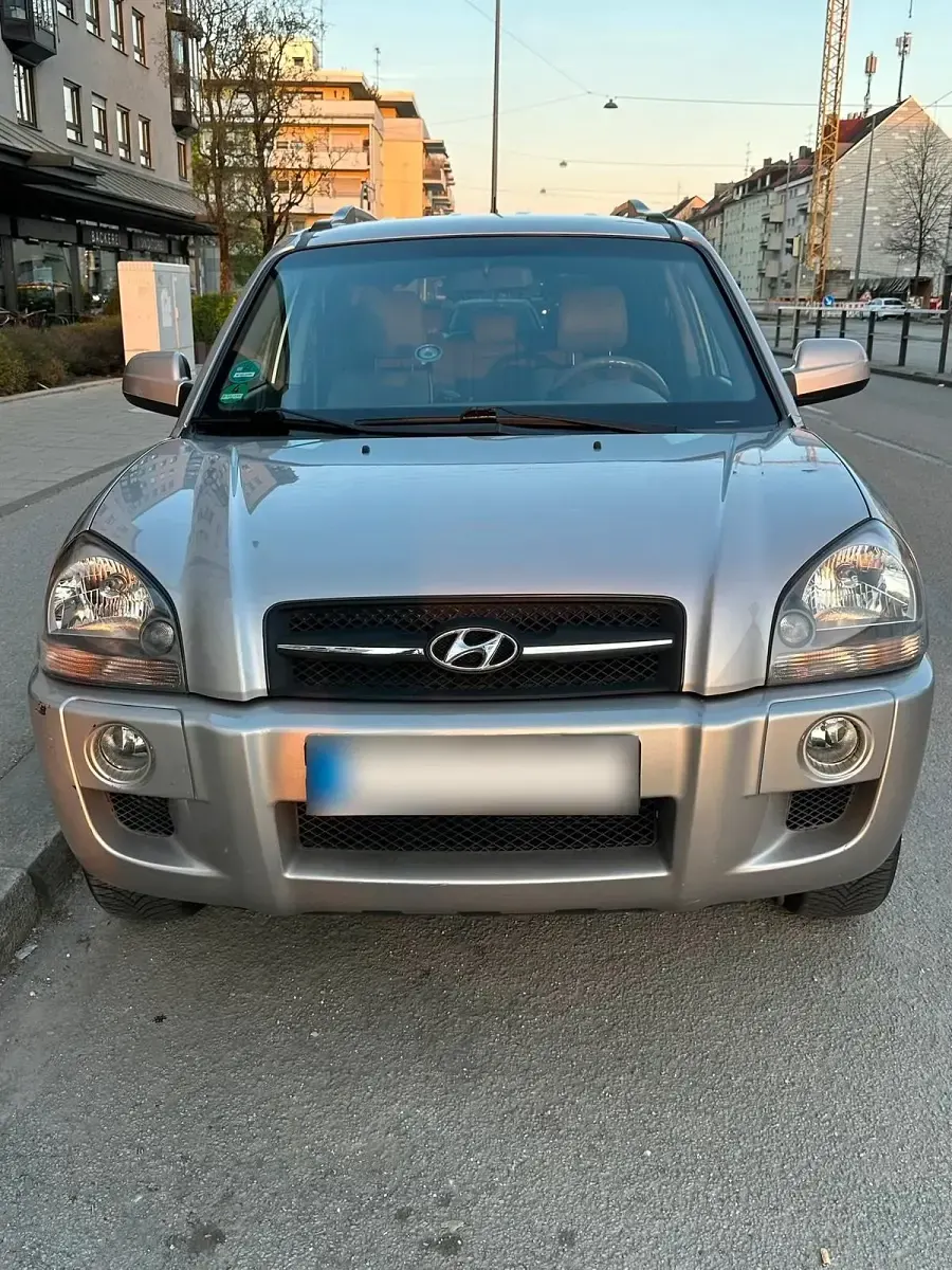 Gebraucht Hyundai Tucson 141 PS (103 kW) 2005 Silber SUV
