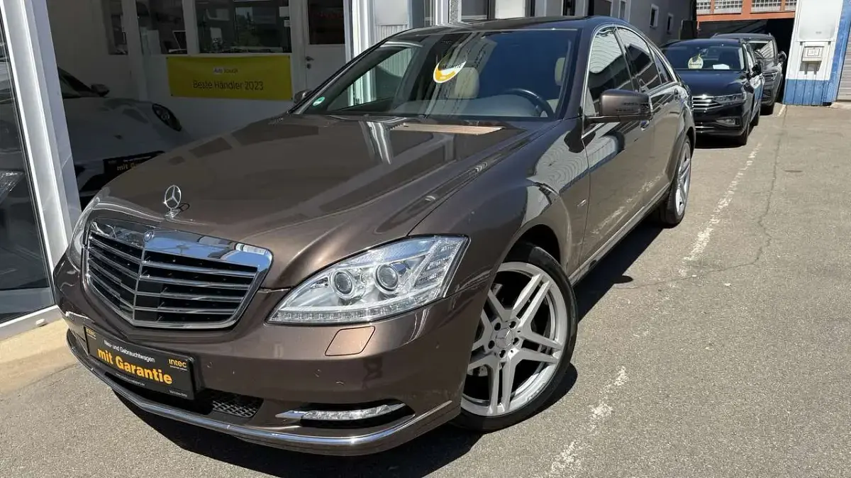 Gebraucht Mercedes S350 AMG 258 PS (189 kW) 2011 Dolomitbraun  metalliclack Limousine