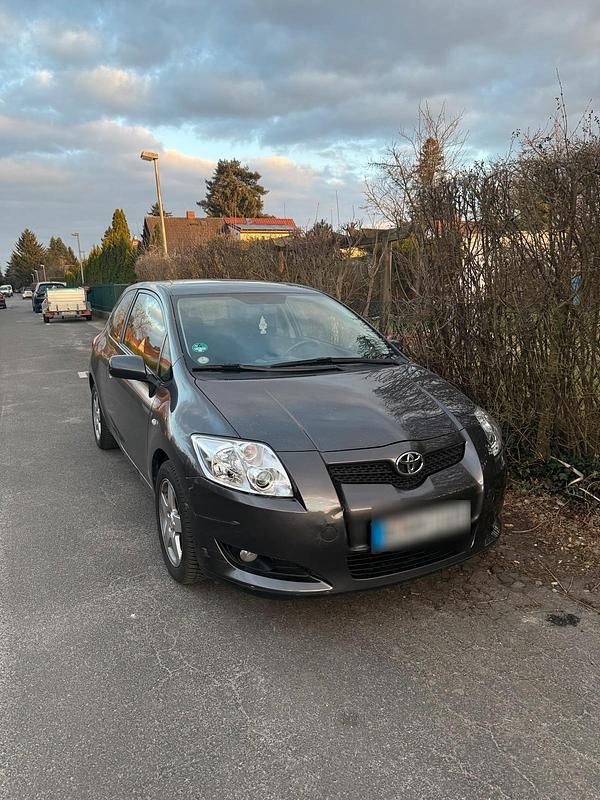 Gebraucht Toyota Auris 124 PS (91 kW) 2008 Grau Kleinwagen