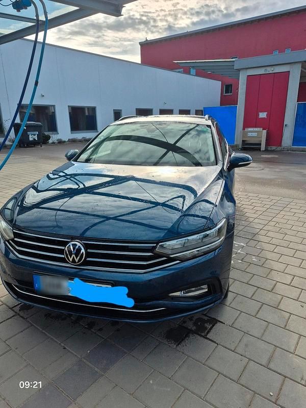 Gebraucht VW Passat 2021 Blau Kombi