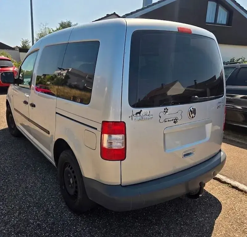 Gebraucht VW Caddy Life 102 PS (75 kW) 2009 Silber Van / Kleinbus