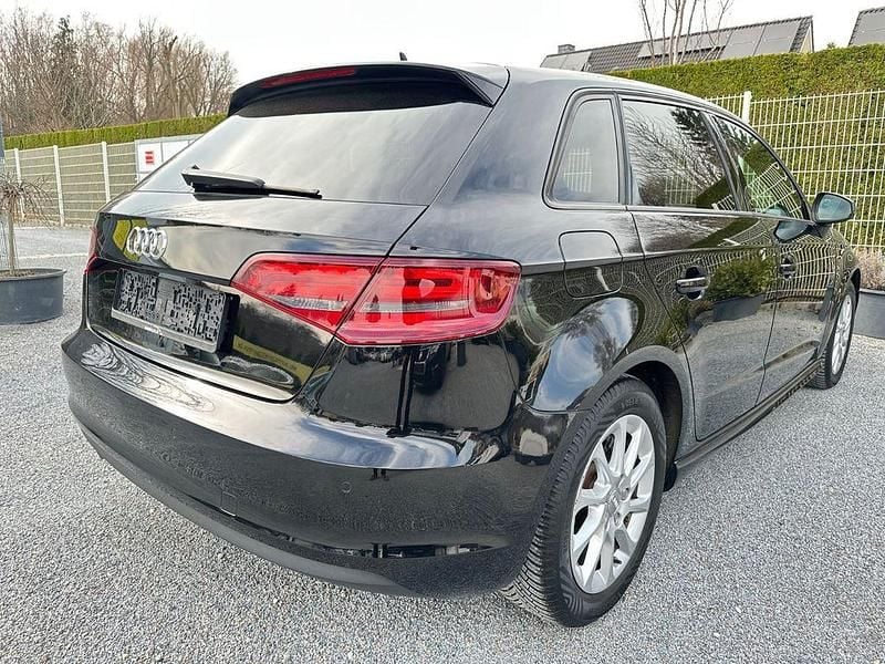 Gebraucht Audi A3 Attraction 110 PS (80 kW) 2017 Schwarz Limousine