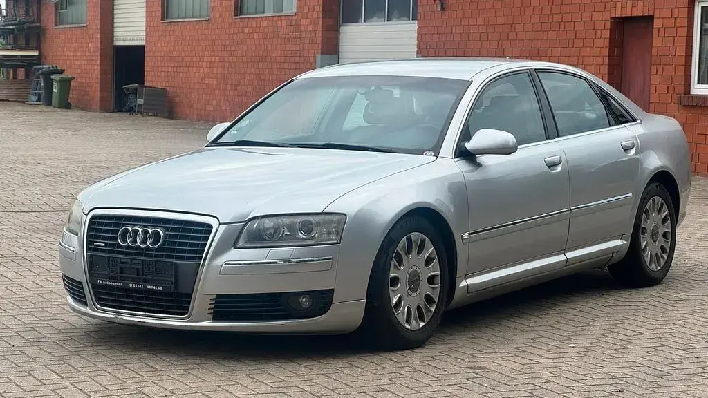 Gebraucht Audi A8 232 PS (170 kW) 2006 Grau Limousine