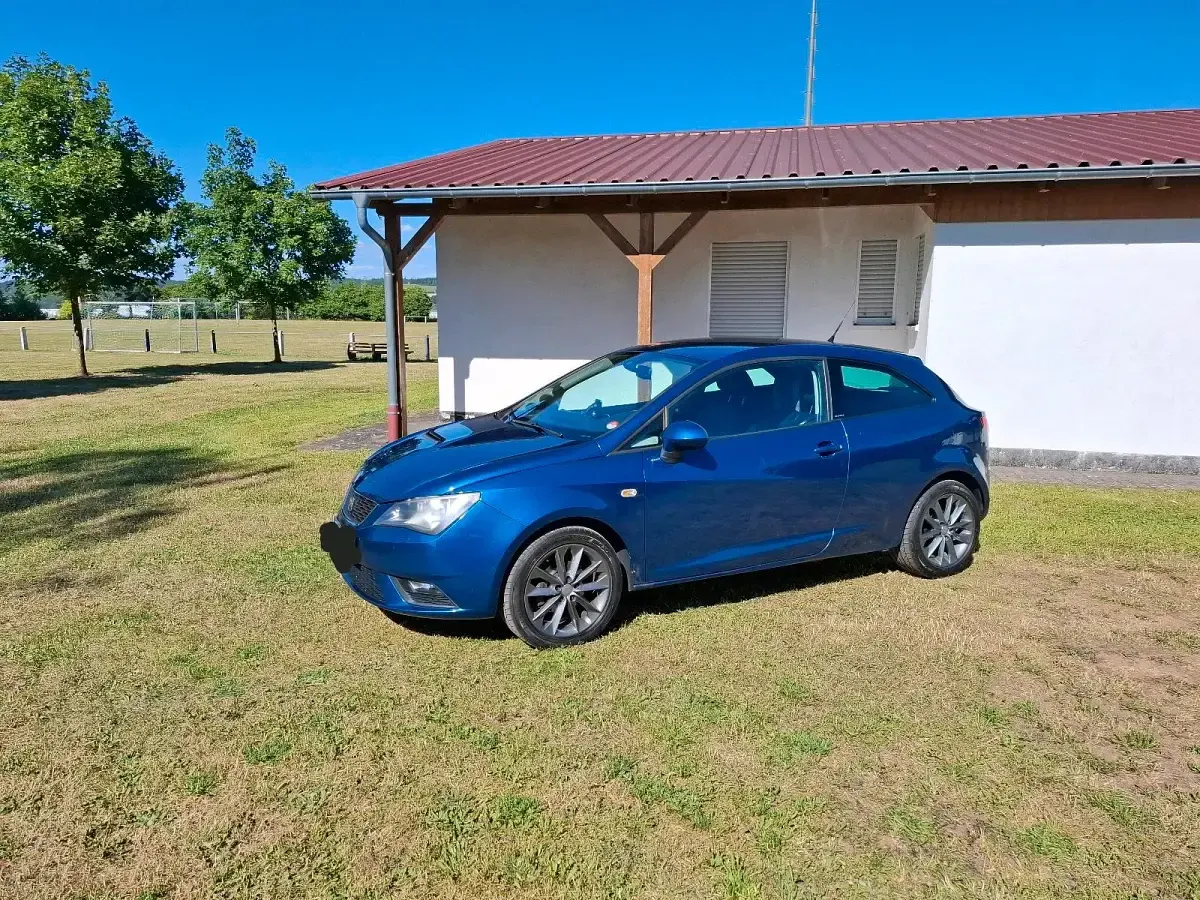 Gebraucht Seat Ibiza SC Stylance 86 PS (63 kW) 2013 Blau Kleinwagen