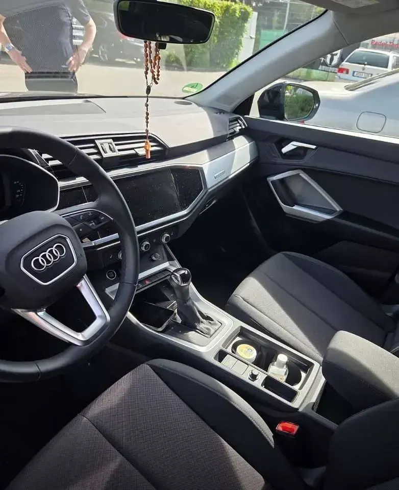 Gebraucht Audi Q3 Advanced 150 PS (110 kW) 2025 Schwarz SUV