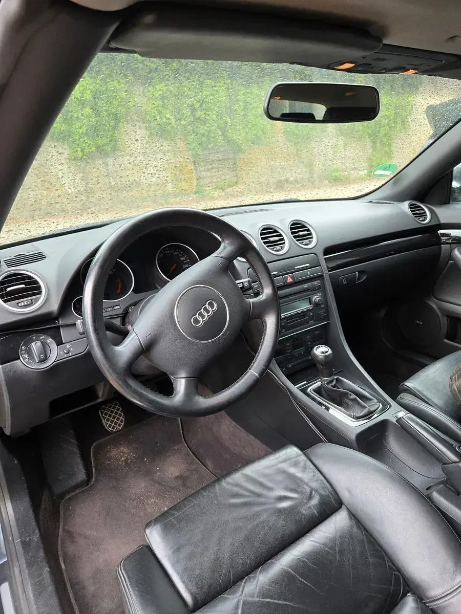 Używany Audi A4 Cabriolet 170 KM (125 kW) 2004 Szary Kabriolet