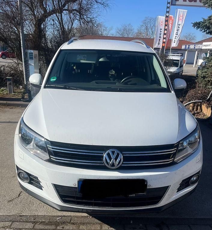 Gebraucht VW Tiguan LOUNGE 125 PS (91 kW) 2016 Weiß SUV