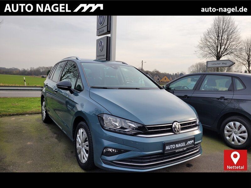 Blau Gebraucht 2020 VW Golf Sportsvan IQ Drive Van / Kleinbus | 20.690 € (Fairer Preis) - Bild 1/4